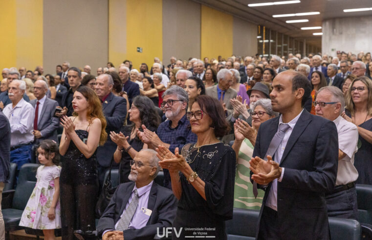 Ex-alunos celebram quinquênios de formaturas em 89ª Reunião Anual