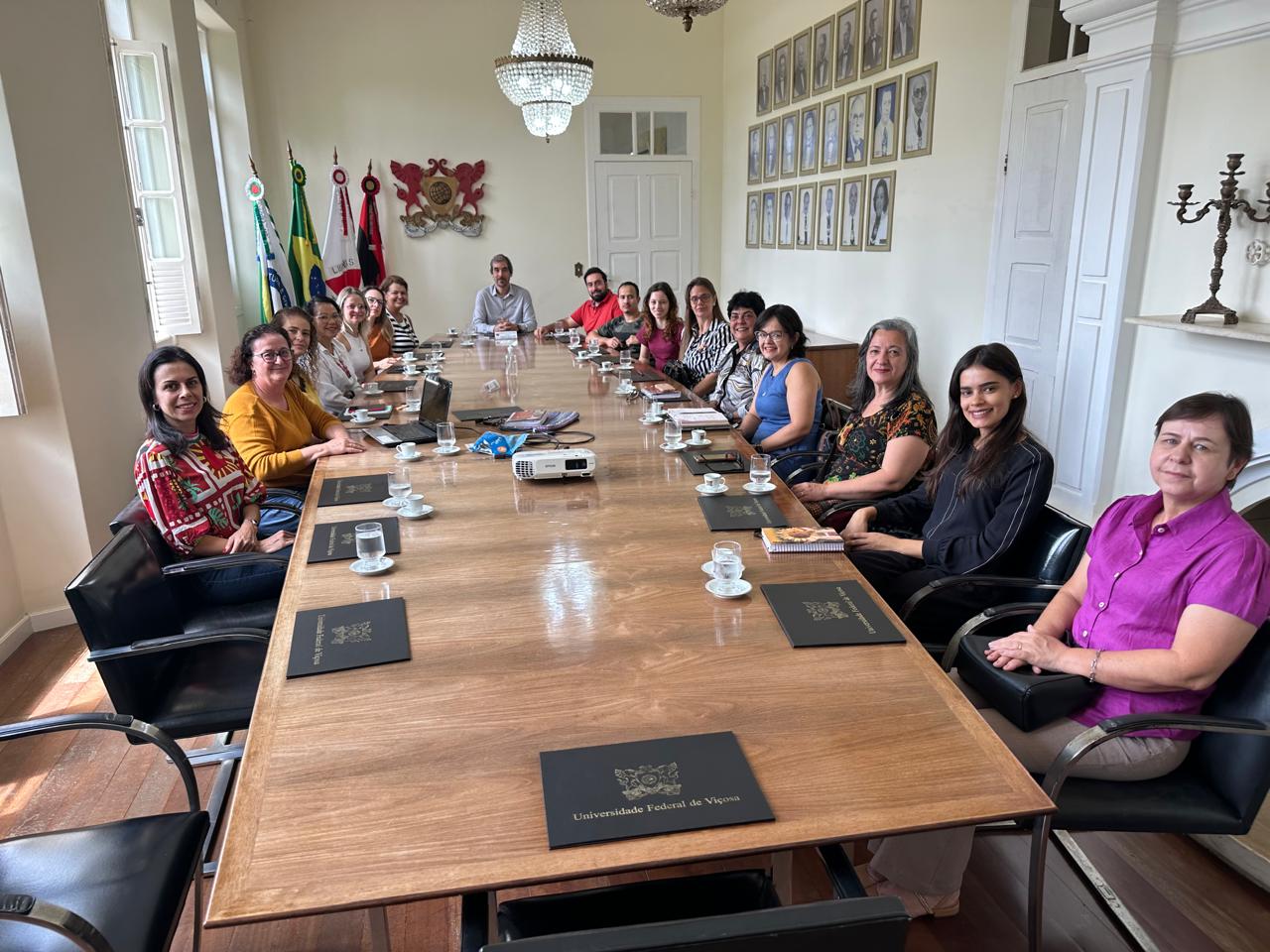 UFV apresenta à futura administração de Viçosa o projeto de um Banco de Alimentos