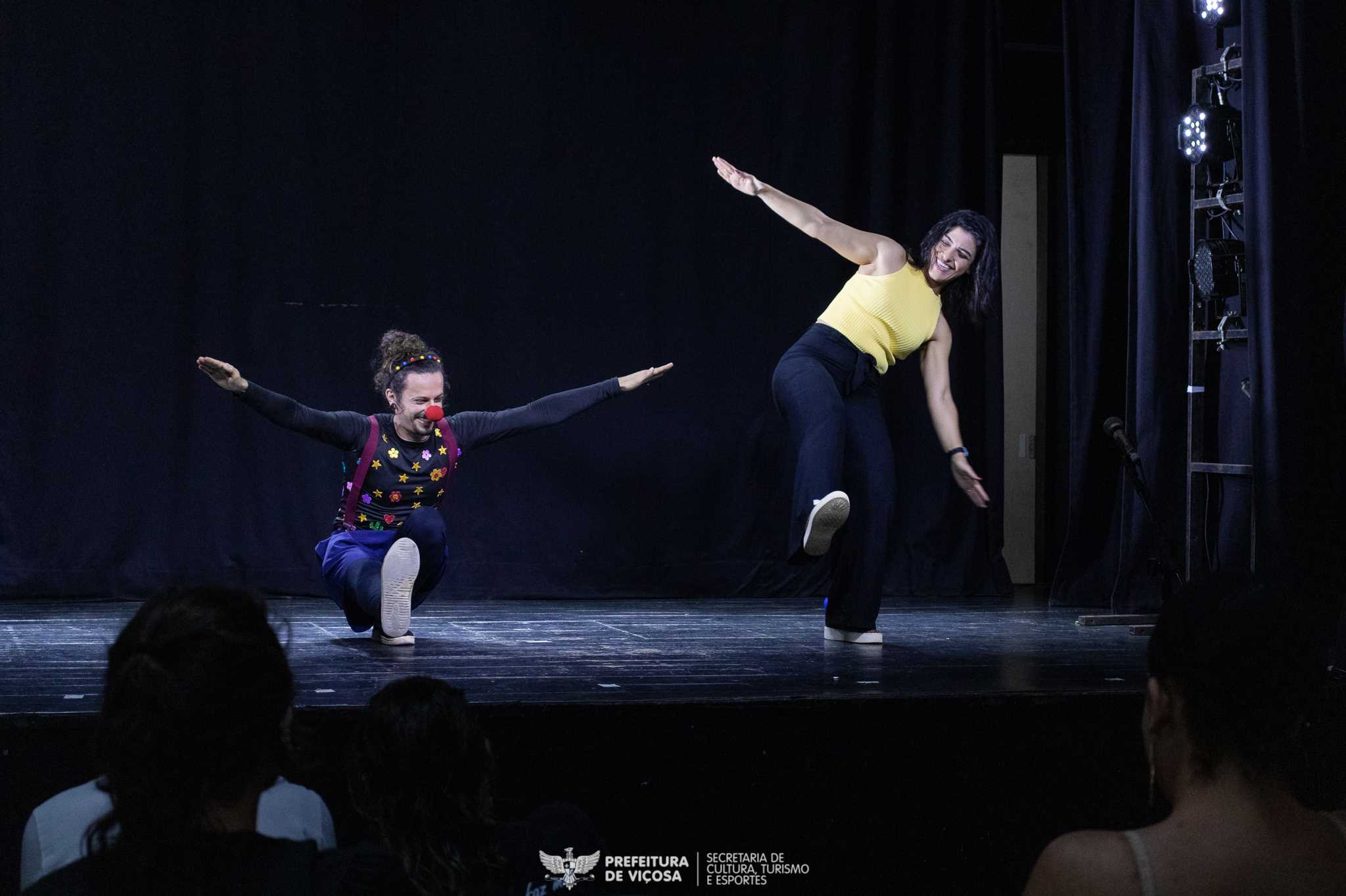 Praça Silviano Brandão recebe apresentações de dança e circo neste sábado (14)