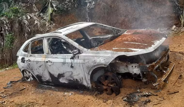 Cinco homens fazem idoso de refém e invadem sua casa em Carangola
