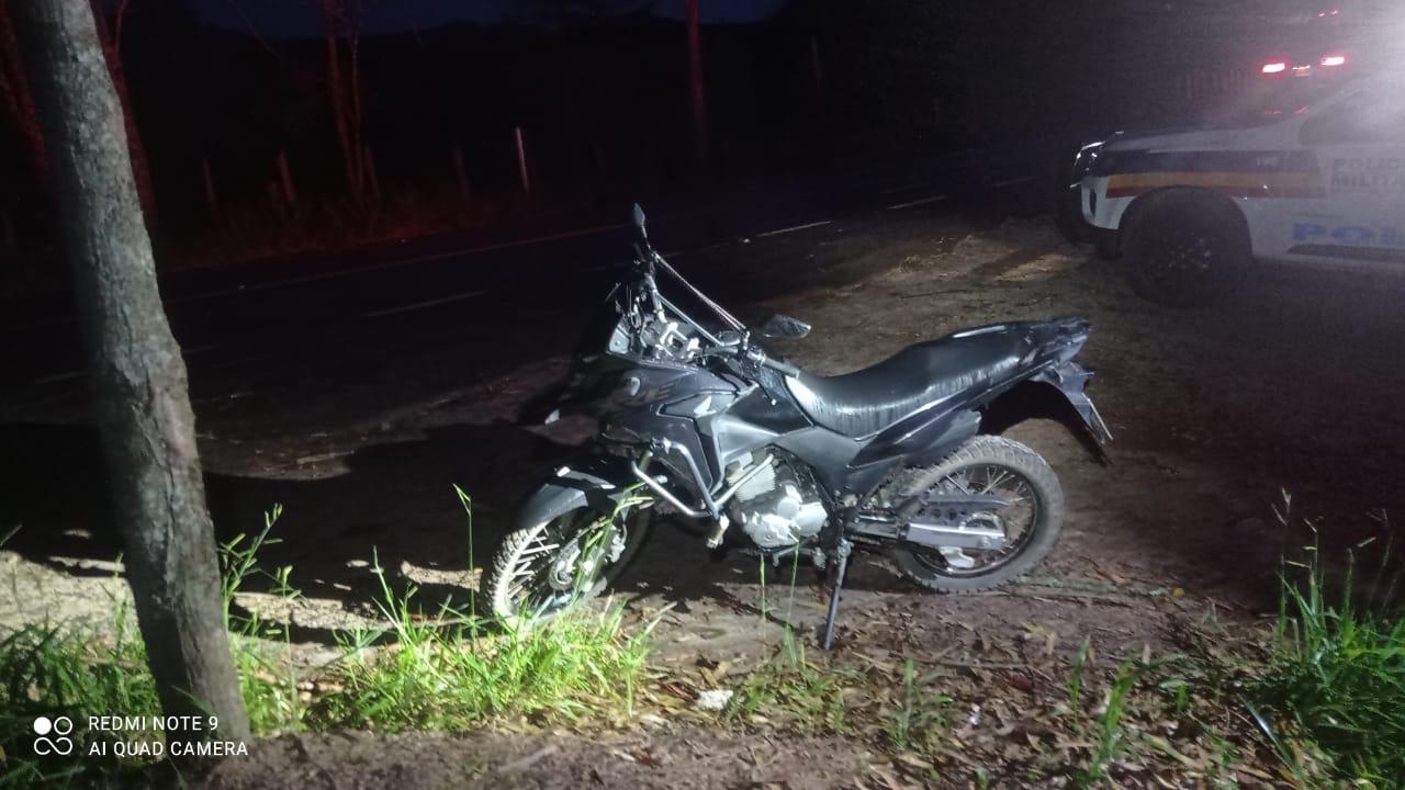 Motocicleta roubada é encontrada abandonada em Viçosa
