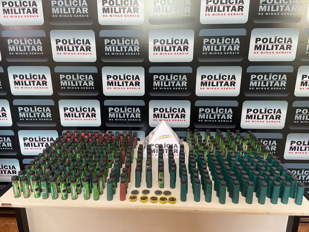 Homem é preso com drogas, arma e uma grande quantidade de pólvora, na Zona da Mata