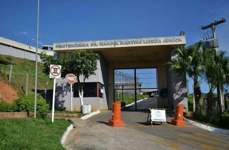 Jovem de 22 anos morre em penitenciária de Muriaé; causa da morte segue indefinida