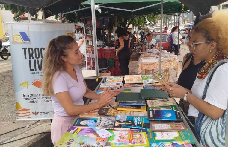 Primeira troca de vivros do ano aconteceu na feira livre de Viçosa na quarta-feira
