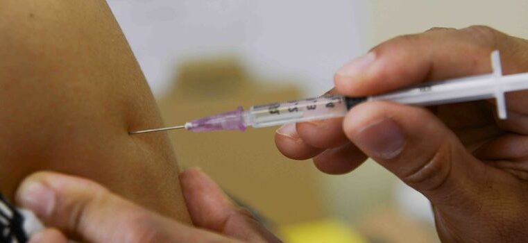 Ministério da saúde anuncia vacina 100% nacional contra a dengue no SUS em 2026
