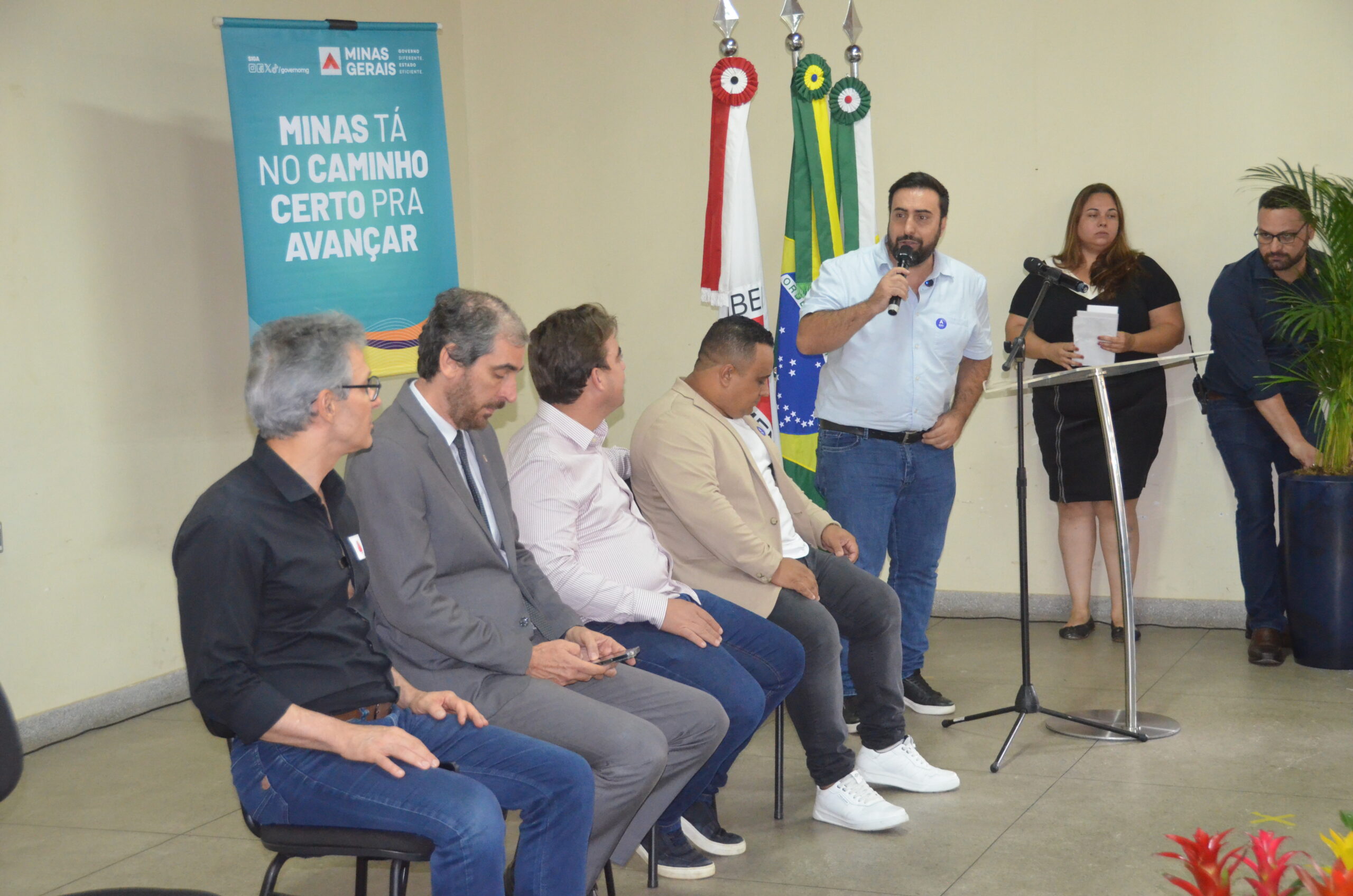 Zema visita Viçosa e reforça parceria para o desenvolvimento da cidade