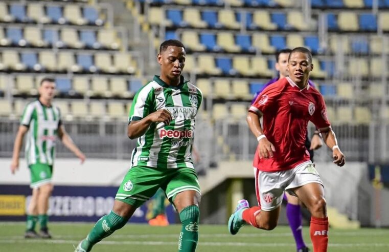 Jogador Viçosense marca gol e garante classificação do Juventude na Copinha