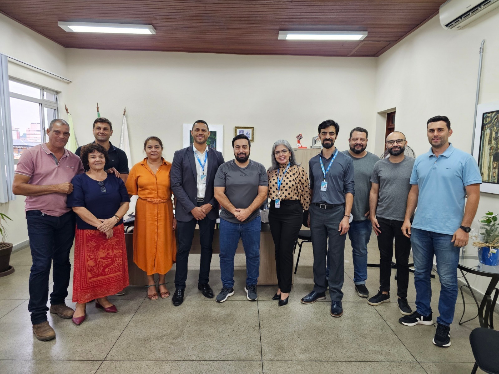 Prefeito de Viçosa busca parcerias com a Caixa Econômica Federal para novos projetos