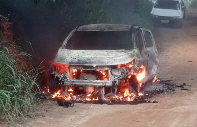 homem é baleado e tem o veículo incendiado após assalto em Ubá