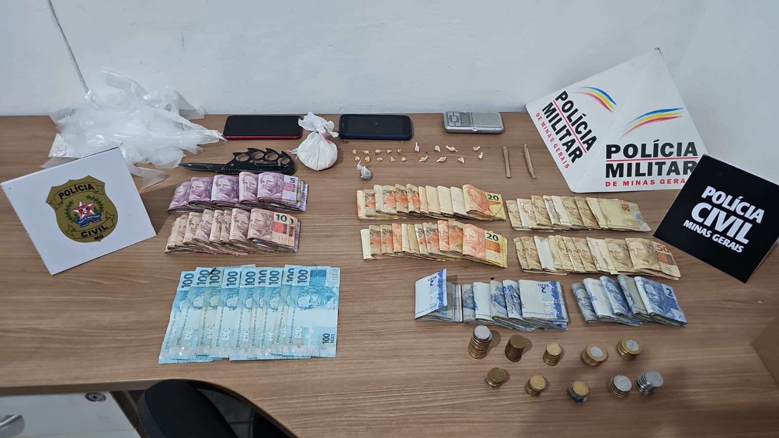 Operação conjunta prende mulher por tráfico de drogas na região