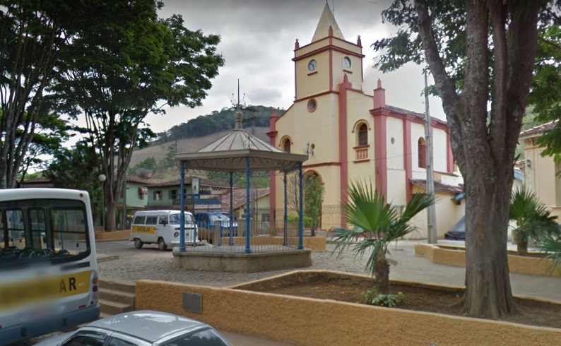 Homem armado rouba moto e foge na MGC-482, próximo a Carangola