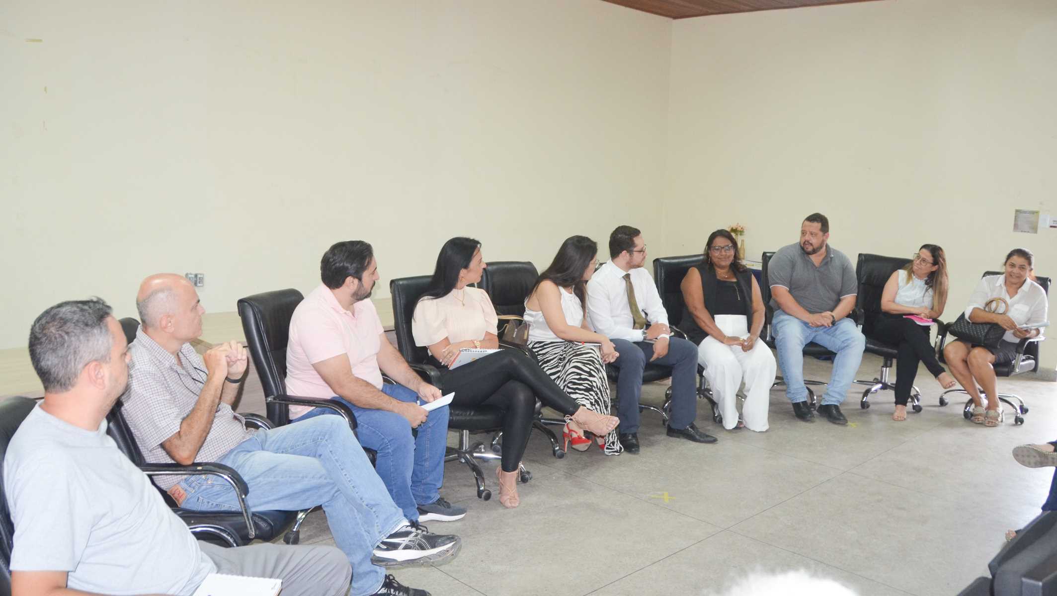 Viçosa avalia implantação do núcleo do Cread