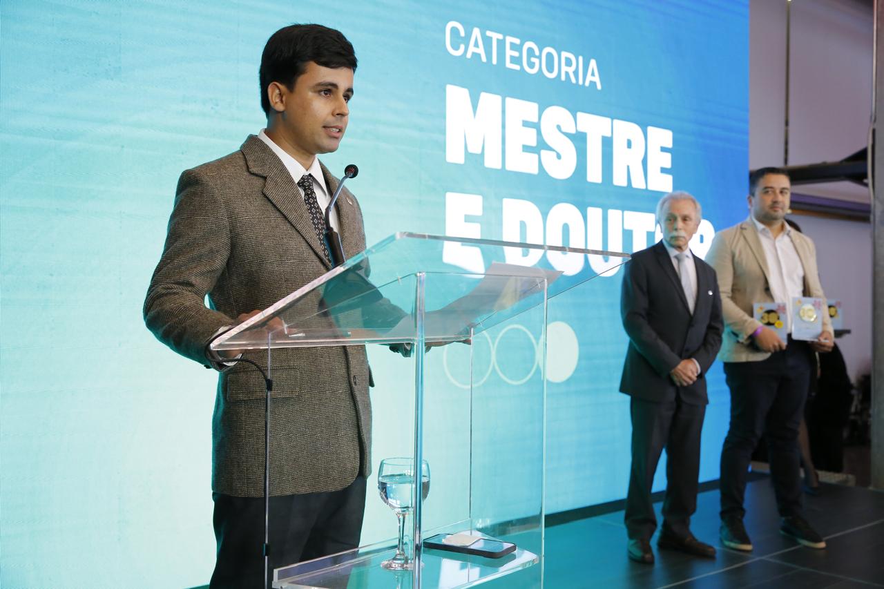 Pesquisador da UFV vence prêmio de ciência
