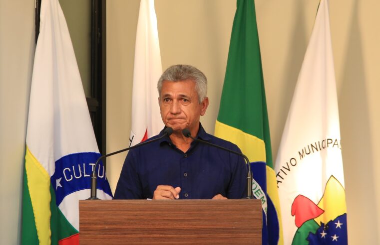 Vereador denuncia manobra para manter aumento de salários na Câmara de Viçosa