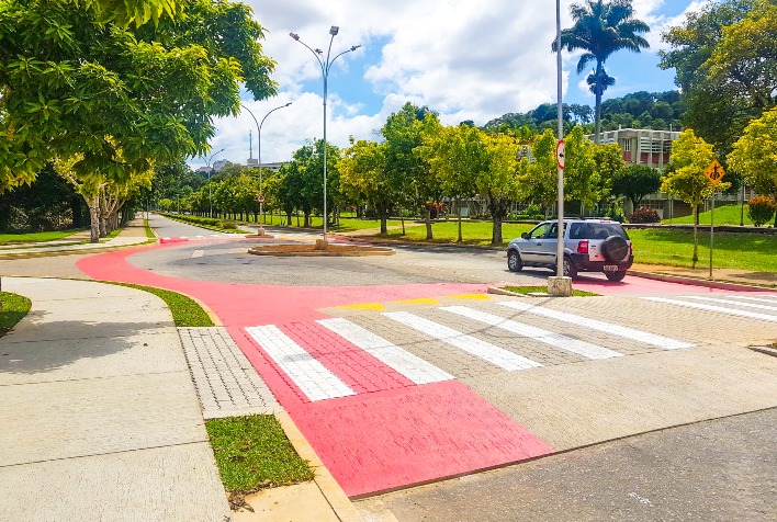 Ciclovias da UFV tem trânsito interrompido devido à formatura