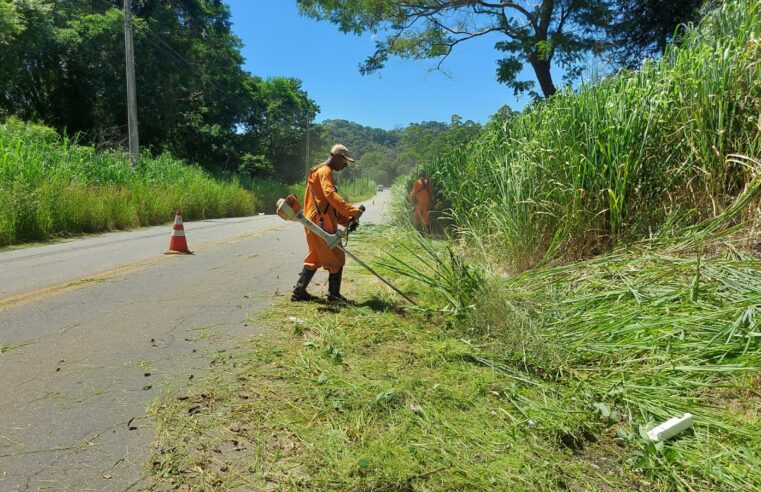 Prefeitura de Viçosa e SAAE intensificam ações de capina mecanizada em diversas regiões da cidade