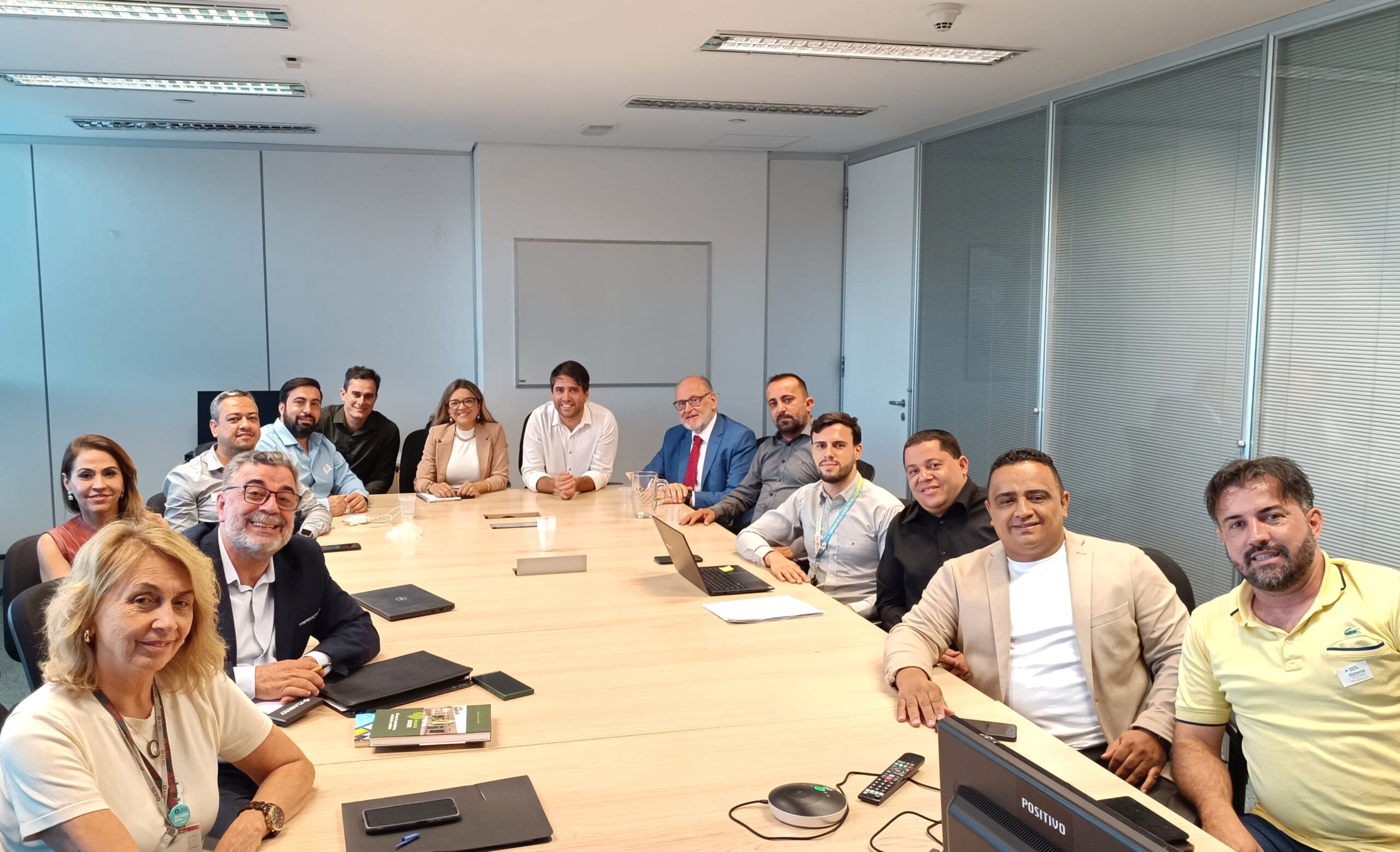 Vereadores de Viçosa participam de reunião em BH para fortalecer investimentos na saúde