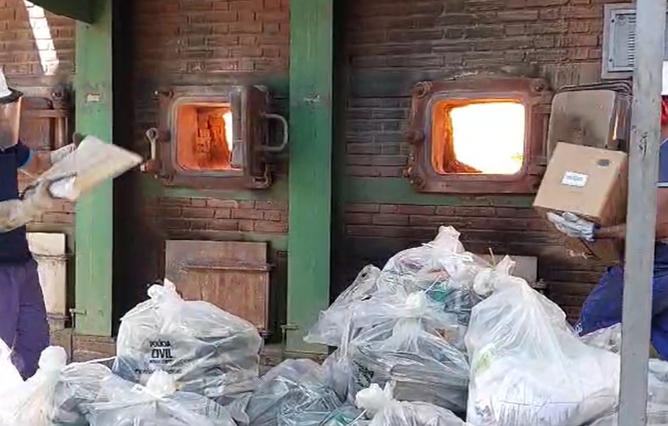 PCMG incinera cerca de 800 quilos de drogas em Juiz de Fora
