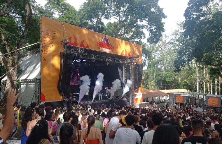 Com shows de Mumuzinho e Clayton & Romário, 1º Churrasco dos Formandos de 2025 da UFV movimenta a cidade