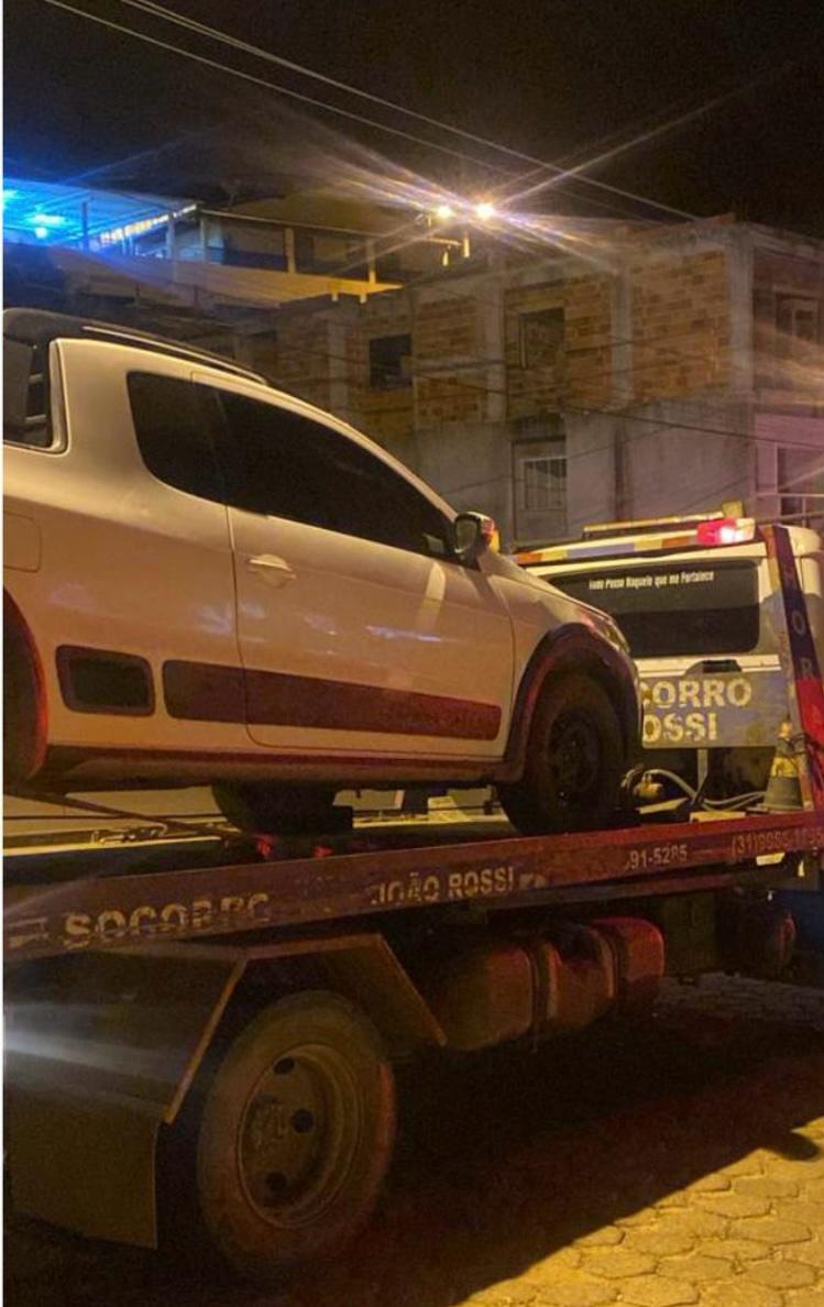 Motorista embriagado e sem habilitação é detido em Canaã