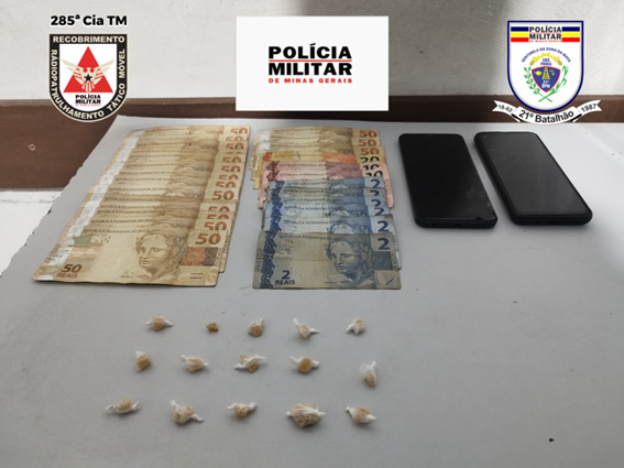 Polícia Militar prende dois suspeitos por tráfico de drogas em Ubá