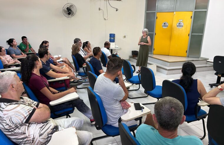 Prefeitura e Emater dão continuidade com capacitação para feirantes em Viçosa