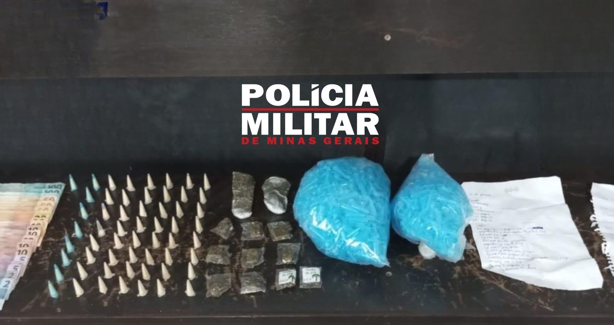 PM apreende adolescente com drogas em Ubá