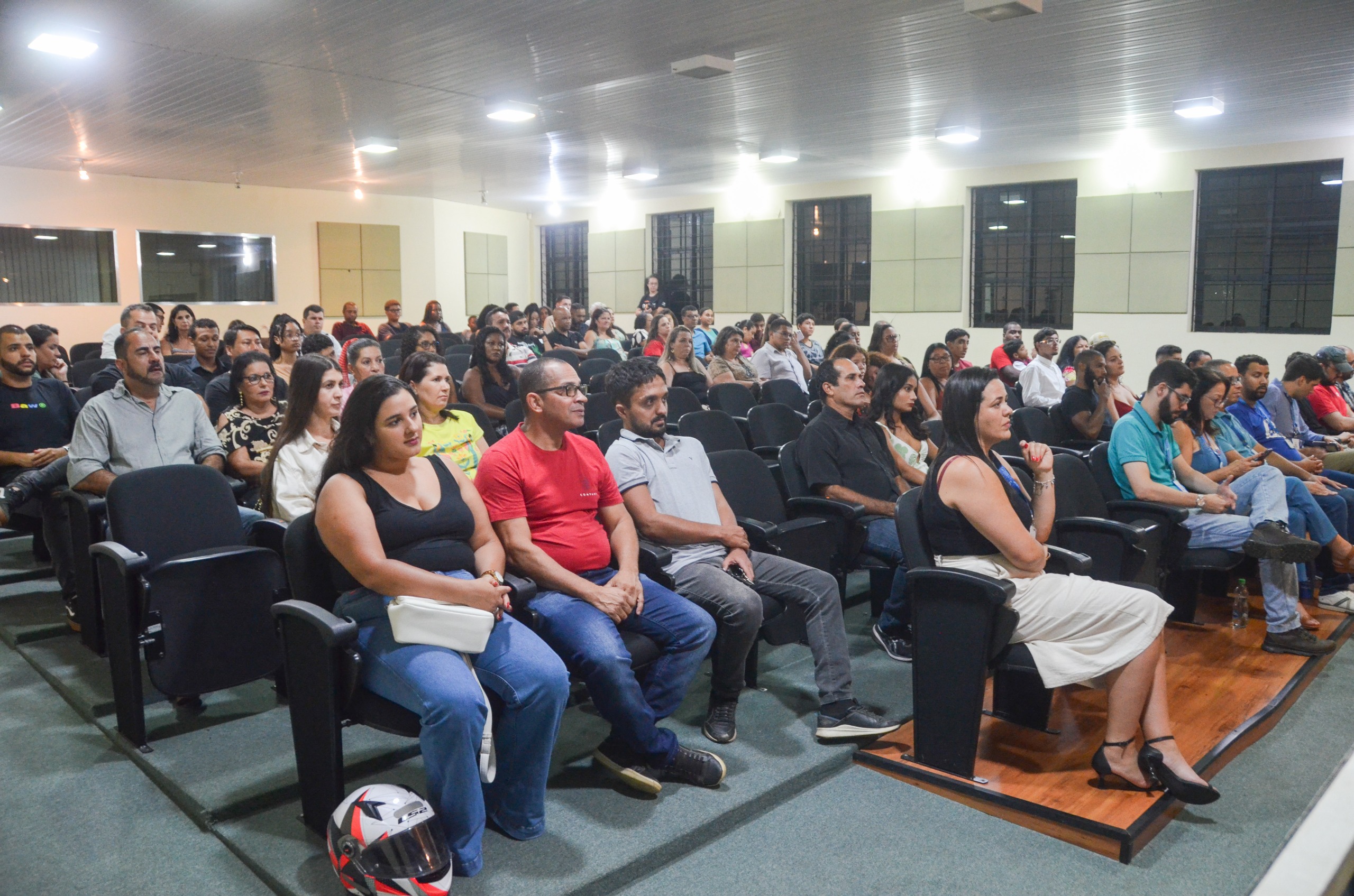 Cerimônia de formatura dos cursos profissionalizantes do Senac ocorreu na última terça (18)