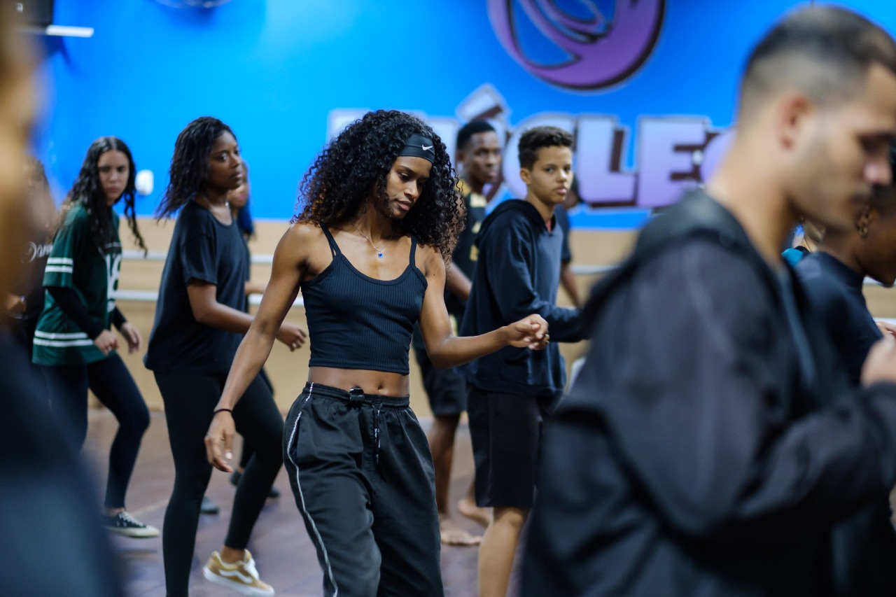 Núcleo de Arte e Dança comemora seus 44 anos com aulão gratuito