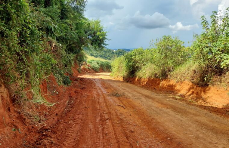 Prefeitura de Viçosa segue processo de recuperação de estradas rurais do Município
