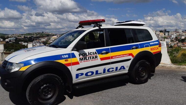 Casal detido por furto em loja no centro de Ubá