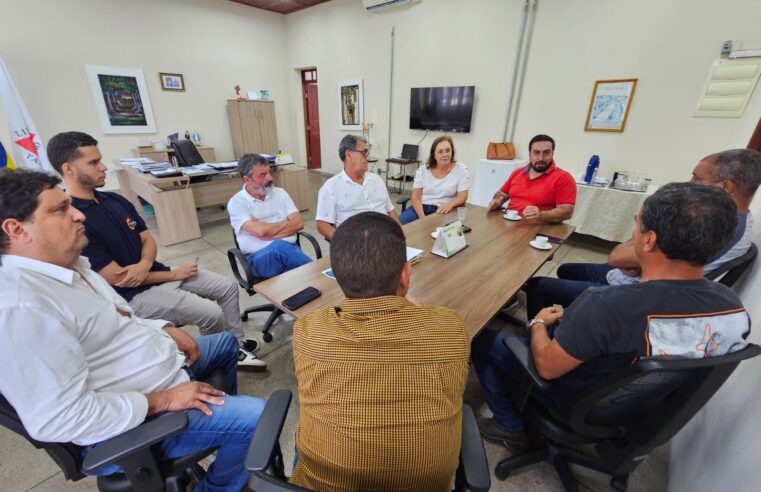 Prefeitura de Viçosa e comerciantes debatem sobre trânsito na Castelo Branco