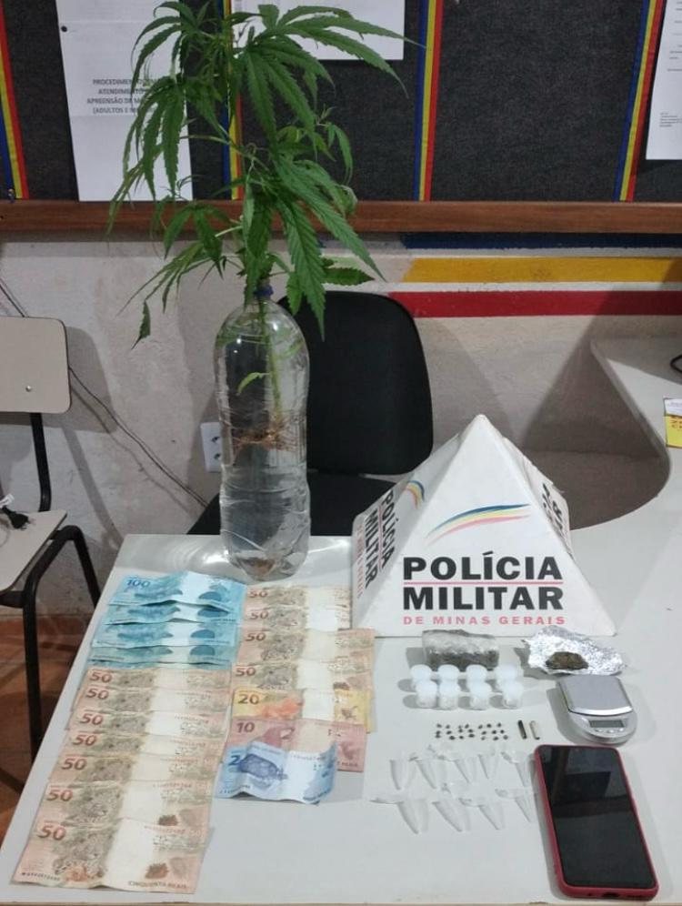 Mãe e filho são presos por tráfico de drogas em Pedra do Anta