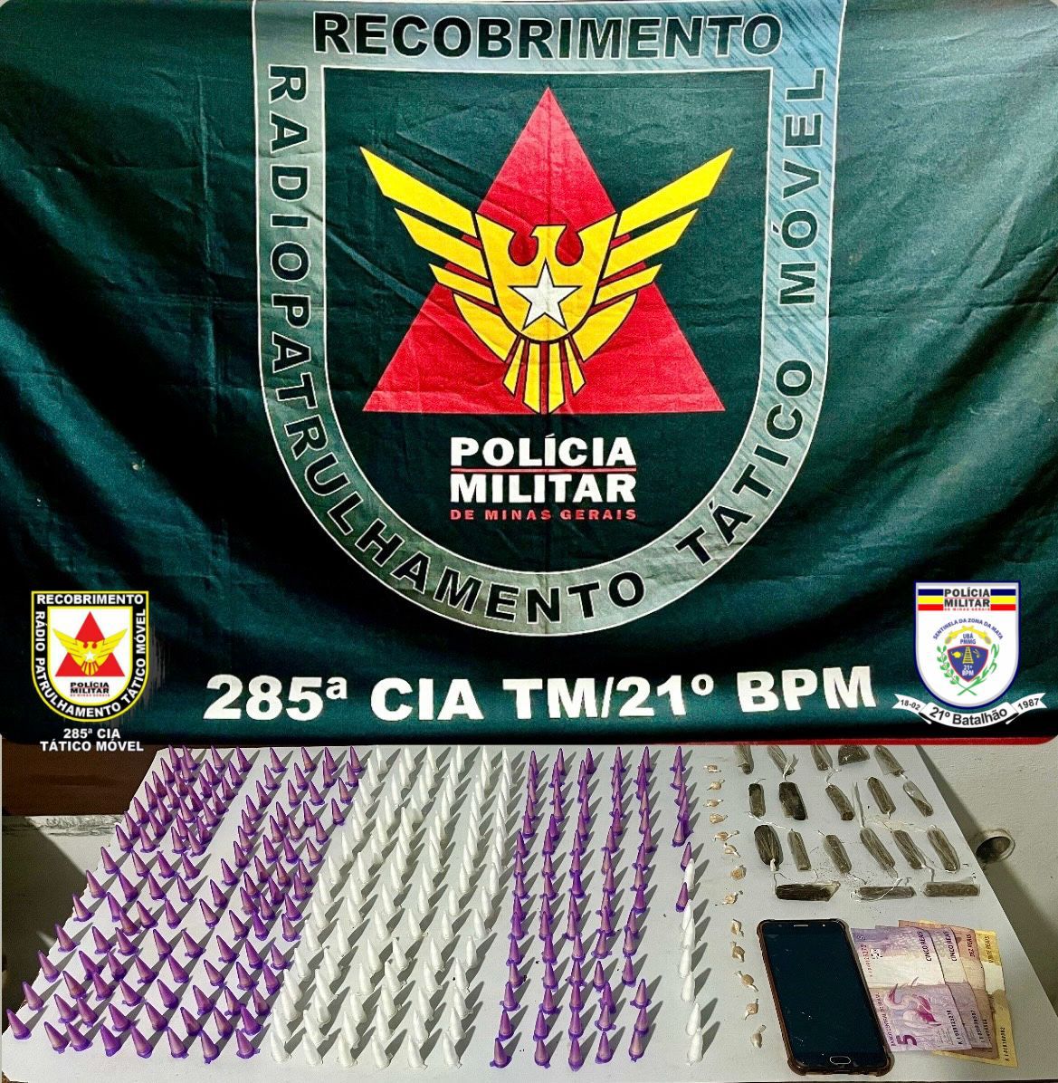 PM prende dois suspeitos por tráfico de drogas durante Operação Força Total