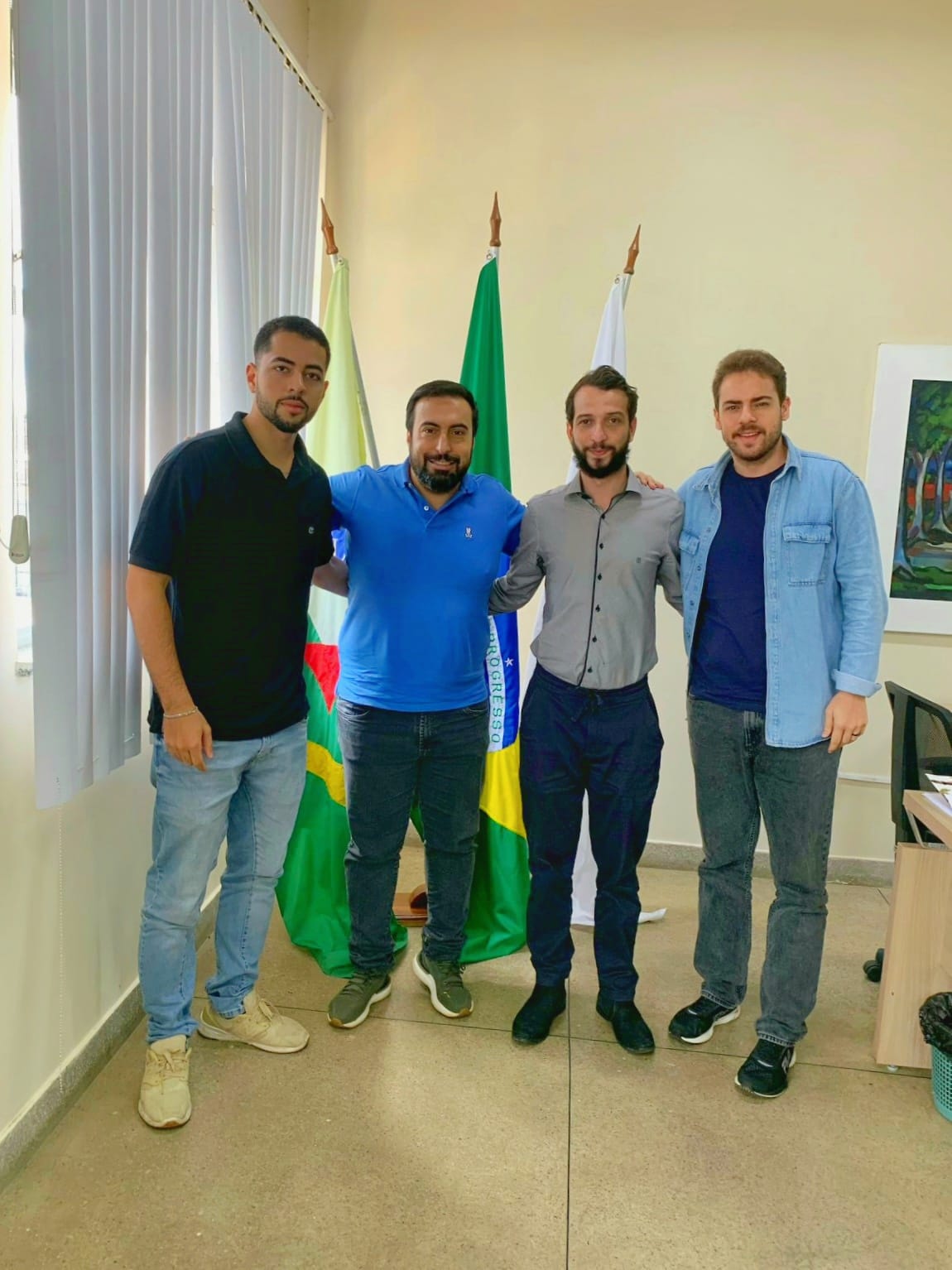 Viçosa lidera articulação por políticas públicas para a juventude regional