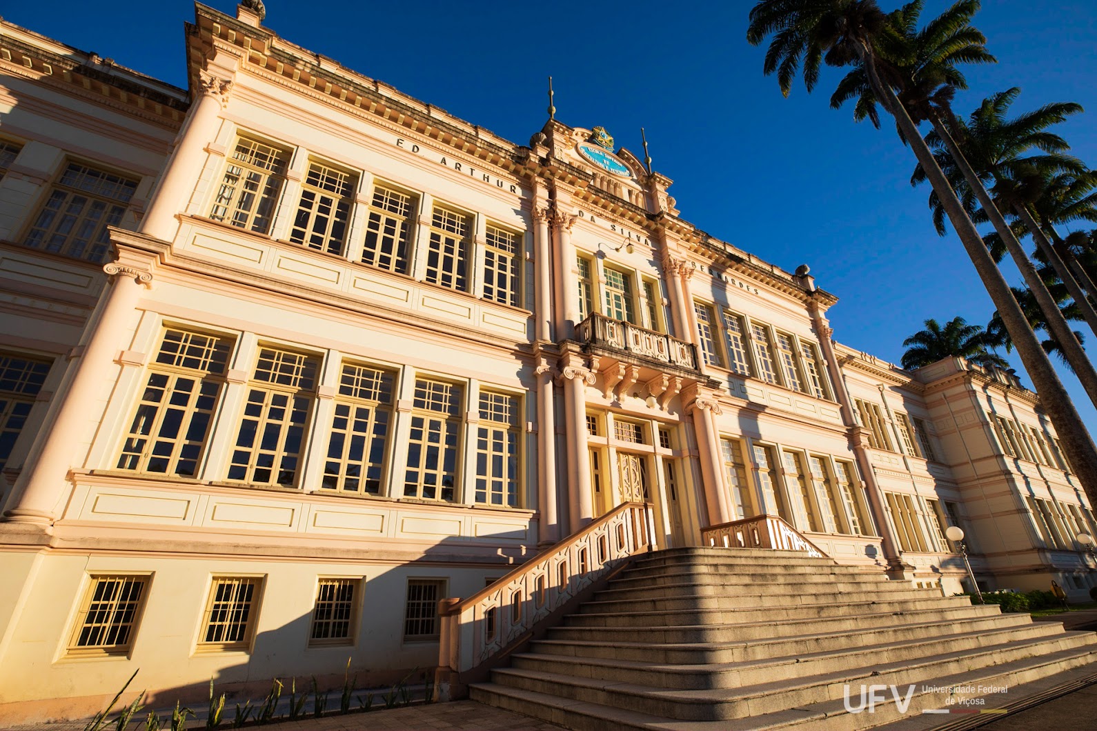 Governo Federal autoriza ponto facultativo no dia 02 de maio