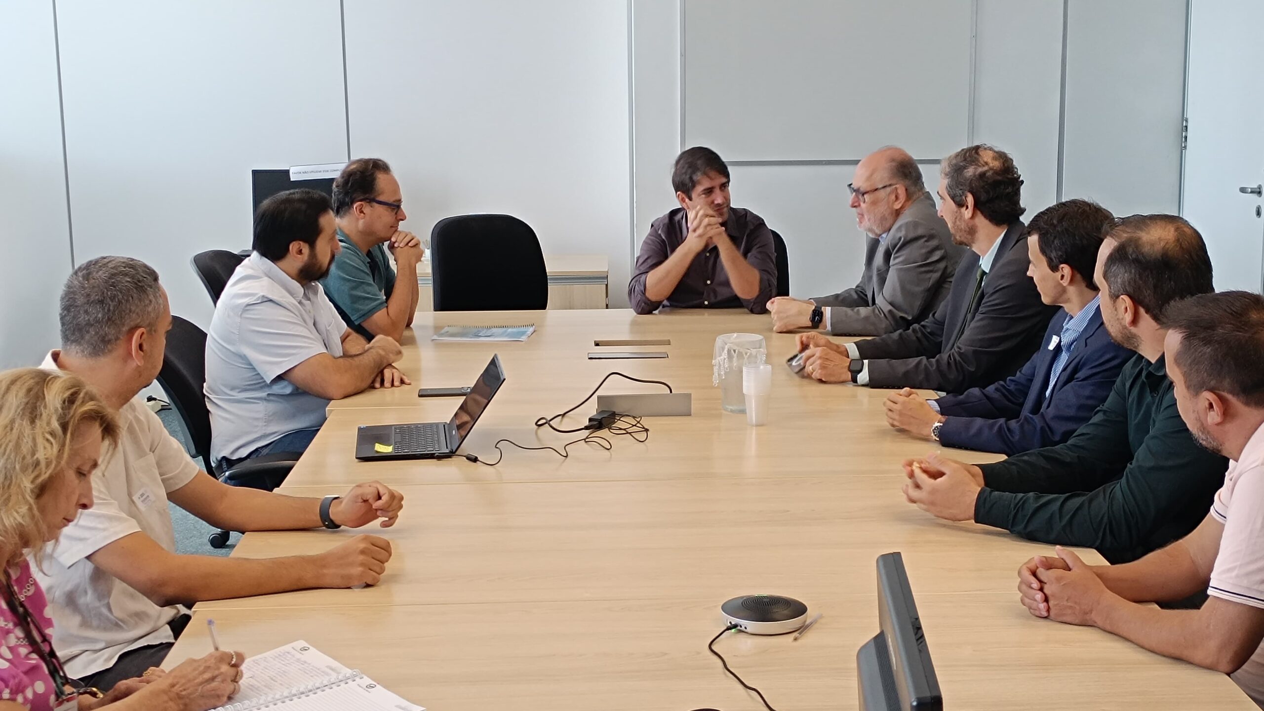 Reunião discute Hospital Universitário da UFV e investimentos na saúde de Viçosa