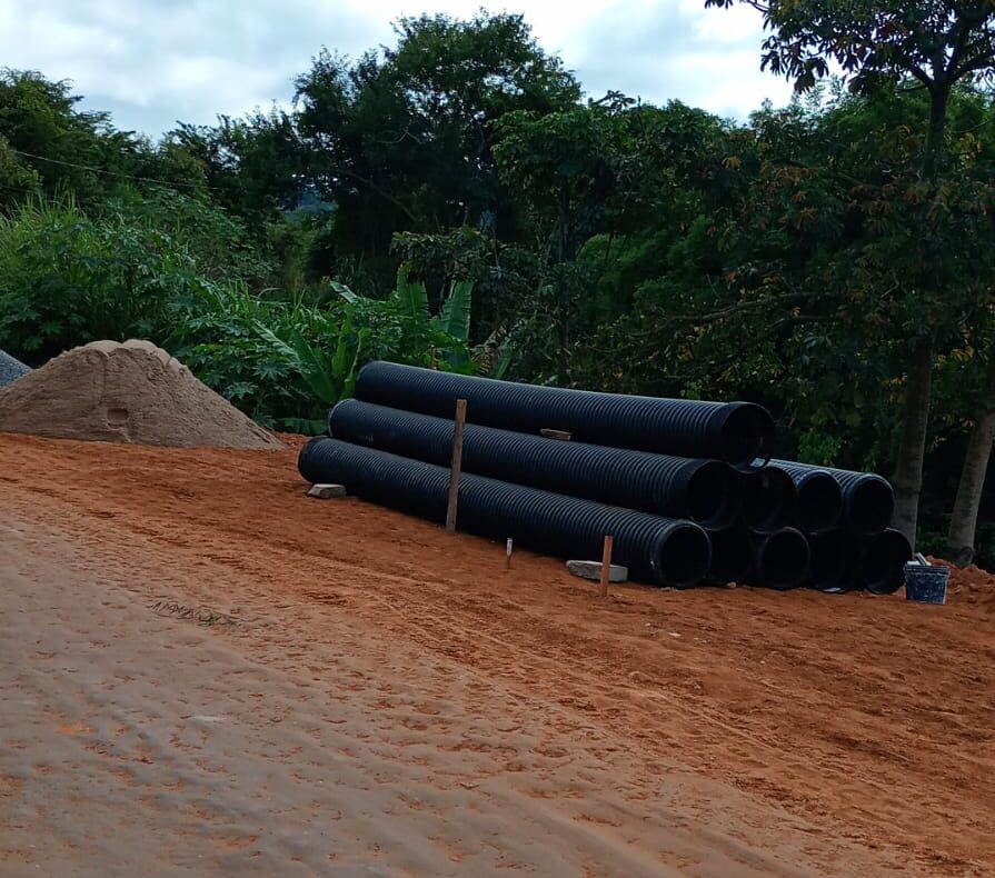 Prefeitura de Viçosa avança com obra de drenagem no Córrego das Posses