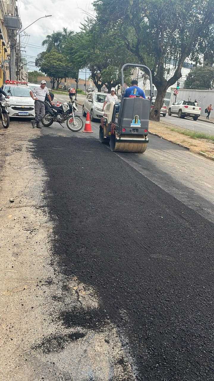 Ruas de Viçosa recebem intervenções para melhoria do tráfego