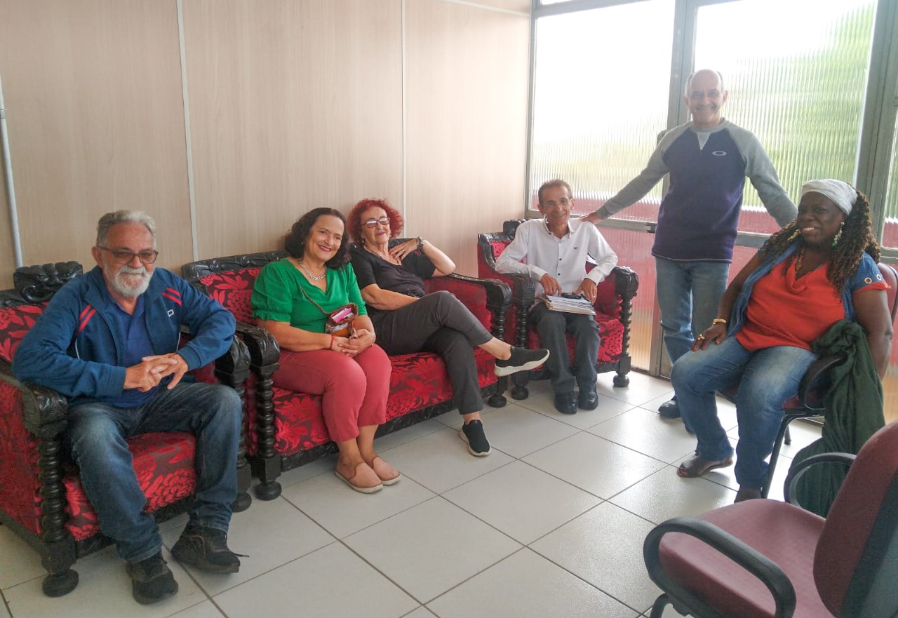 IHGV de Viçosa discute reestruturação e criação de Centro de Memória