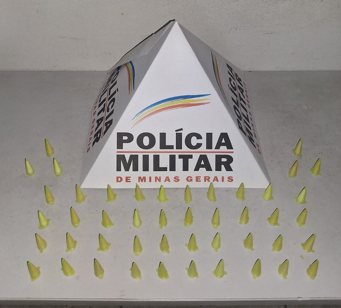 PM apreende cocaína em Ubá após denúncia anônima