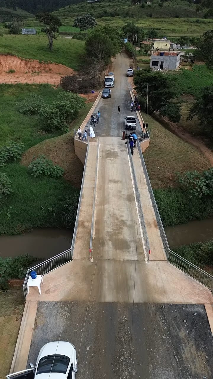 Nova Ponte que liga São José do triunfo a BR/MGC-120 homenageia radialista João Bosco