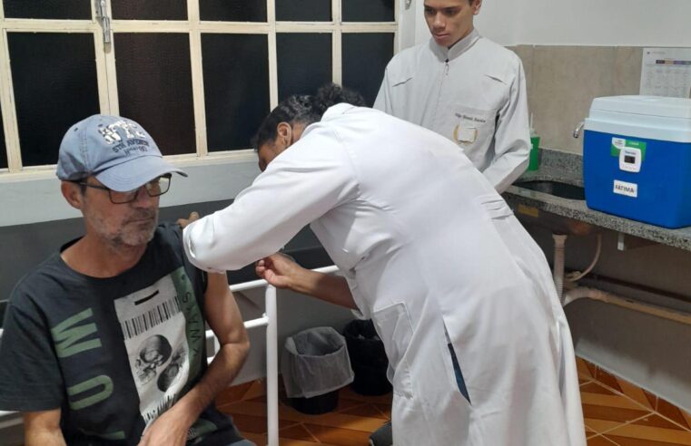 Secretaria Municipal de Saúde mobiliza mais de 3.500 pessoas no Dia D de vacinação