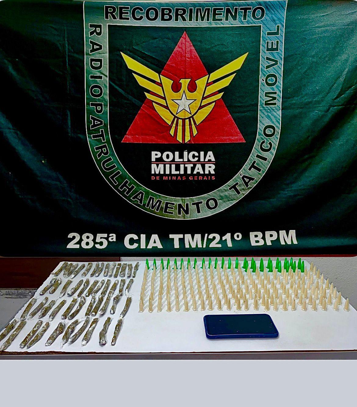 PM prende homem por tráfico de drogas, em Ubá