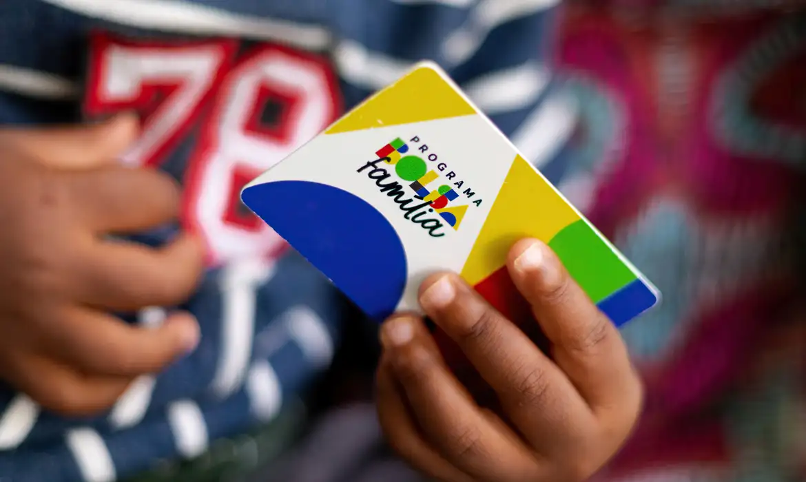 Bolsa Família de junho começa a ser pago com Unificação em Seis Estados