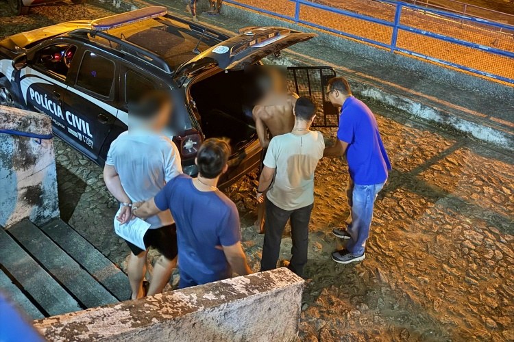 Suspeitos de tentativa de homicídio são presos, em Muriaé