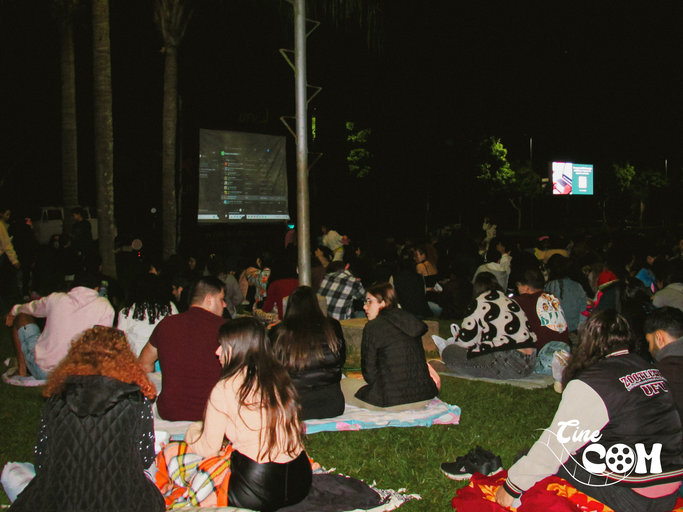 Cinecom exibe “Meu Primeiro Verão” nas Quatro Pilastras da UFV