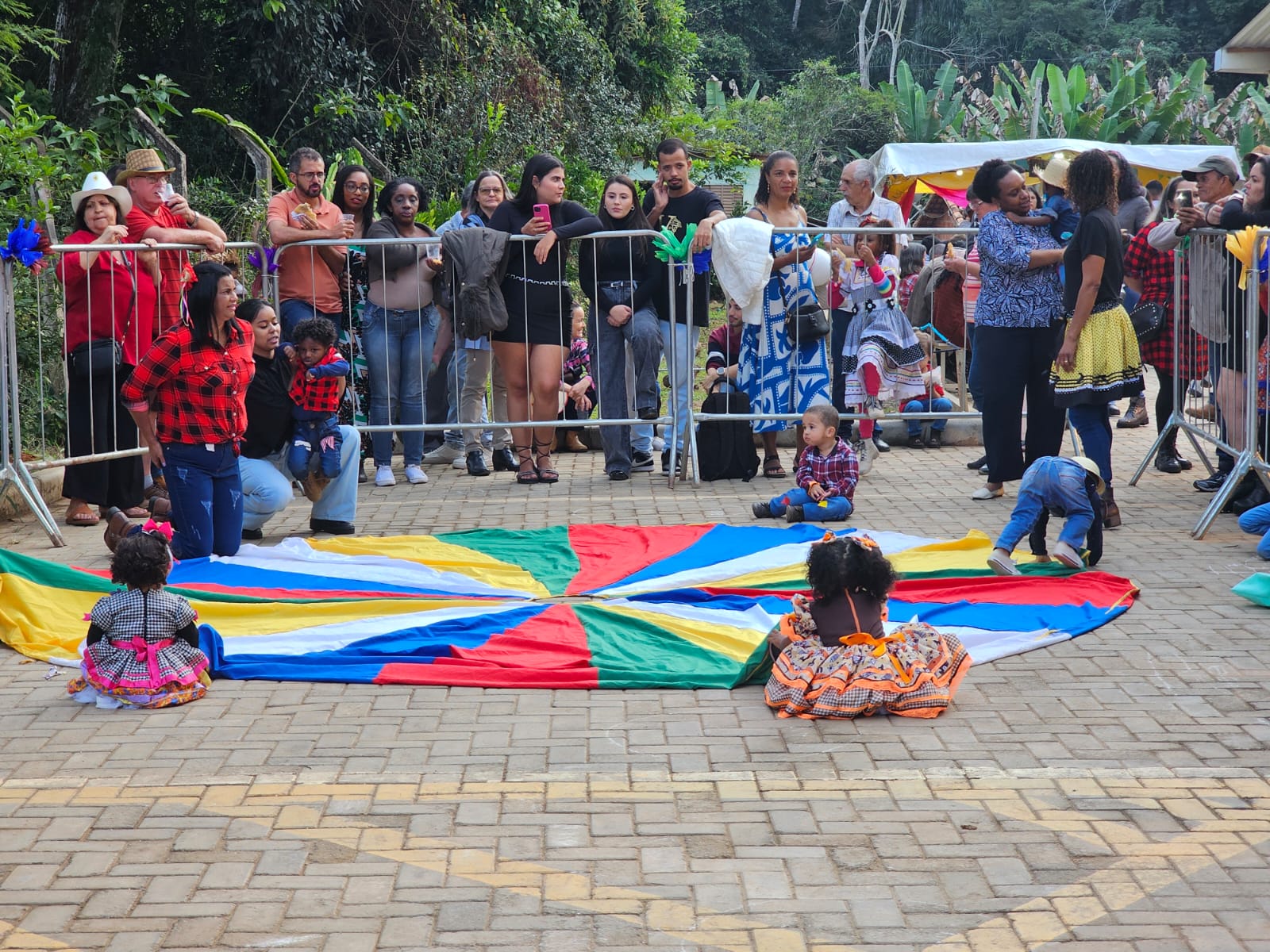 Escolas Municipais de Viçosa promovem festas juninas