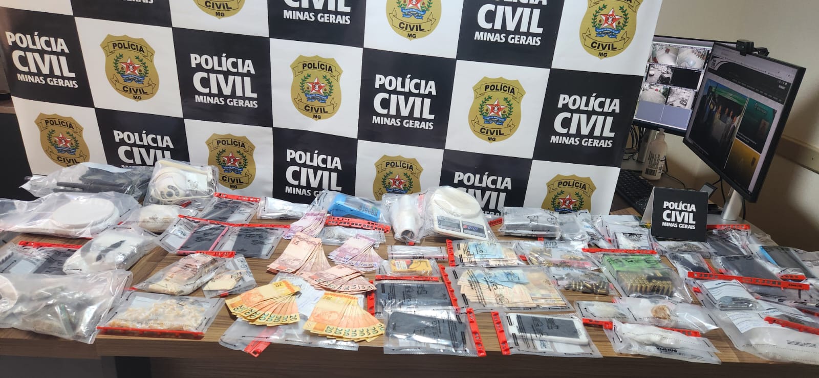 PC e Militar realizam “Operação Faetonte” para coibir o tráfico de drogas em Viçosa