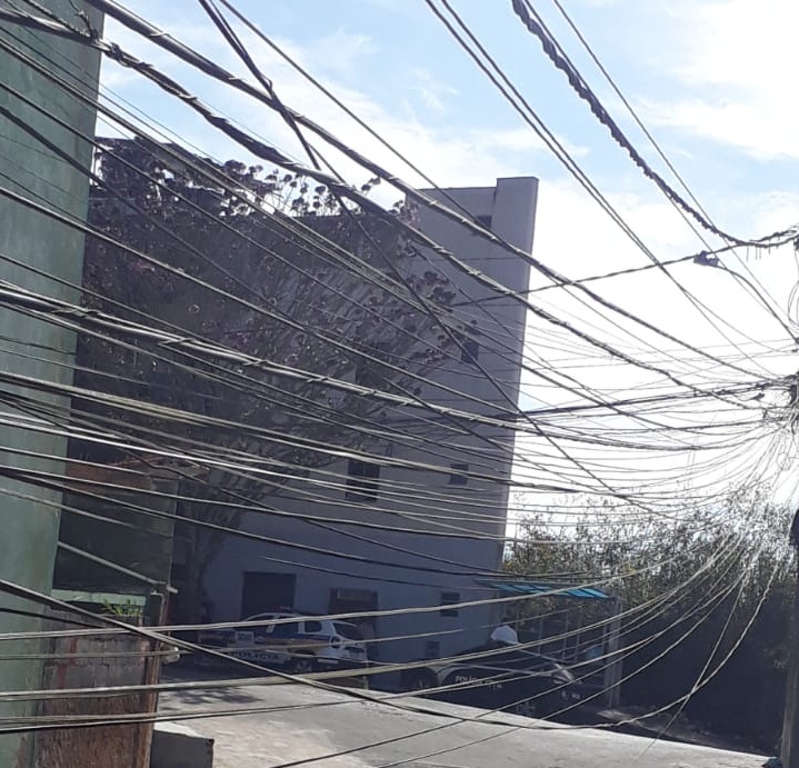 Homem morre ao cair de telhado no bairro São Sebastião em Viçosa